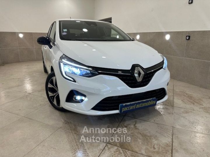 Renault Clio V 1.6 E-TECH HYBRID 145cv EVOLUTION BOITE AUTO - 1