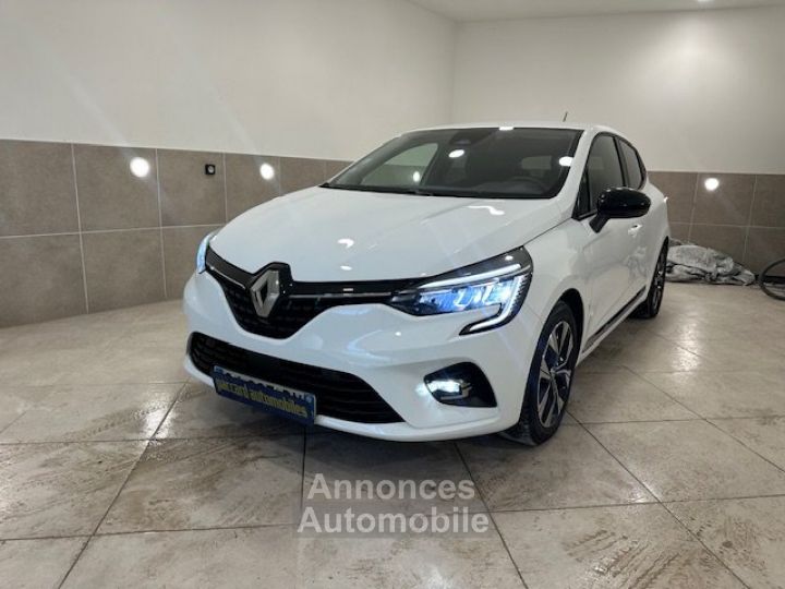 Renault Clio V 1.6 E-TECH HYBRID 145cv EVOLUTION BOITE AUTO - 9