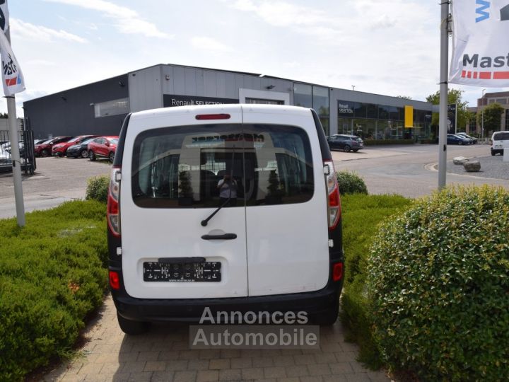 Renault Kangoo MAXI Lichte Vracht 5 personen - 6