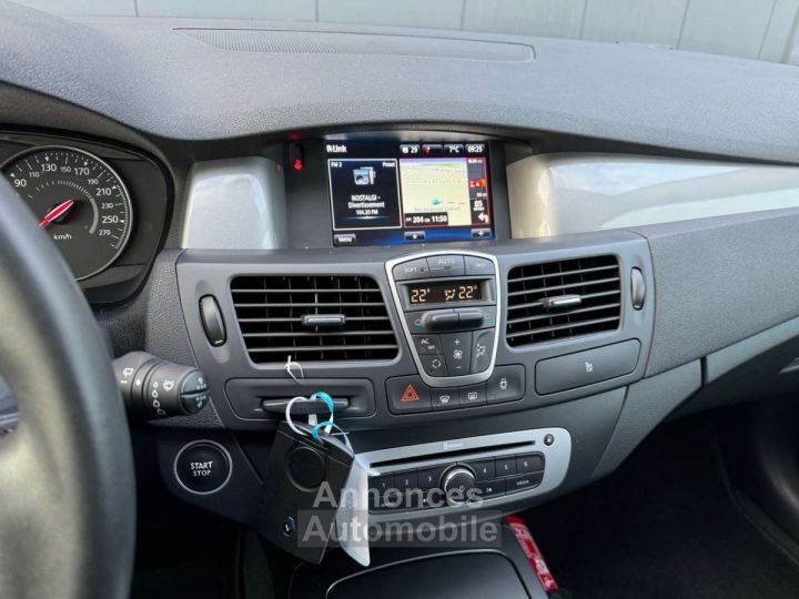 Renault Laguna 2.0i Emotion CLIM GPS GARANTIE 12MOIS - 11