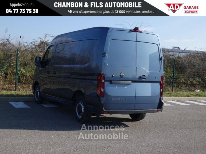 Renault Master FOURGON NOUVEAU Prix : 33490 HT - 14