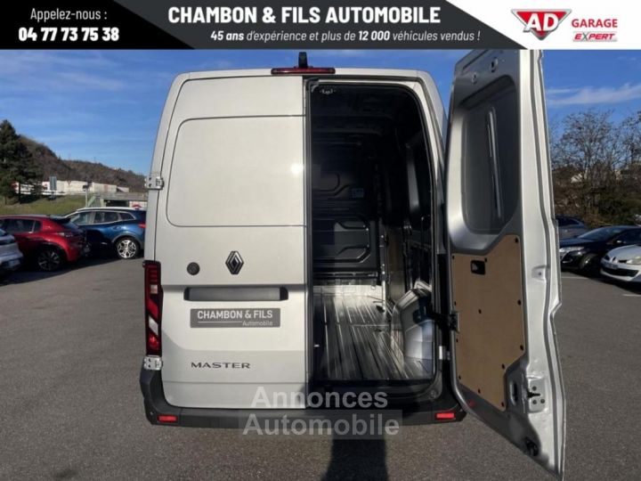 Renault Master FOURGON NOUVEAU TRAC 3T5 L2H2 BLUE DCI 170 EXTRA prix HT - 25