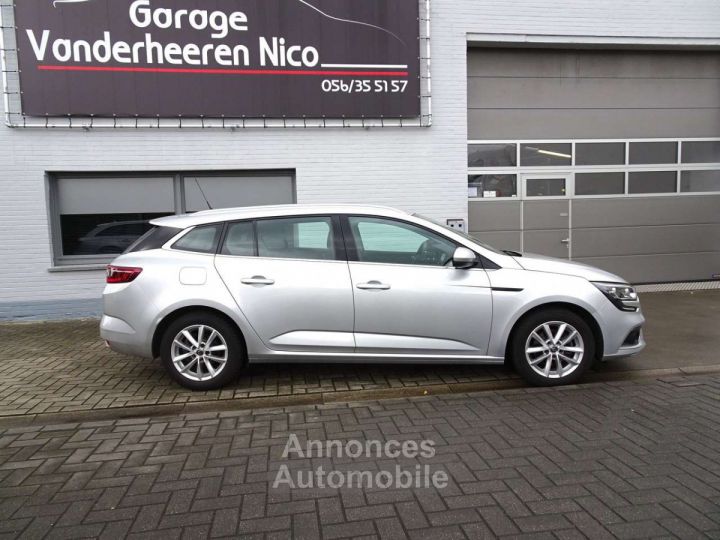 Renault Megane 1.33TCe Corporate Edition NAV,CAMERA,CRUISE,BLUETH - 3