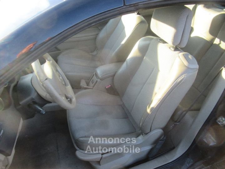 Renault Megane CC II  1.9 dCi 130 Dynamique - 8