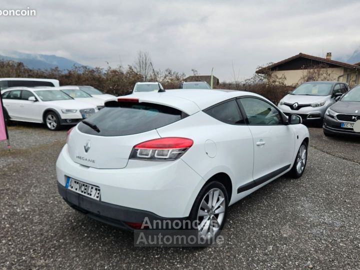 Renault Megane coupe 1.9 dci 130 xv de france 11-2011 garatie 6 mois - 2