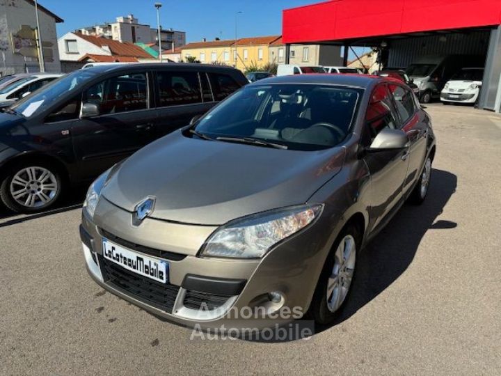 Renault Megane III 1.5 DCI 110 CARMINAT TOMTOM - 3