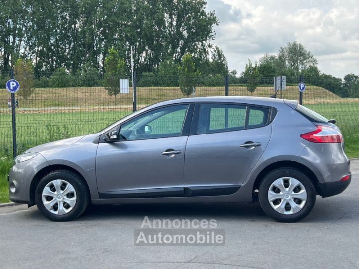 Renault Megane III 1.6 ESS 110CH TOMTOM EDITION ECO² 56.000KM 1ERE MAIN - 6