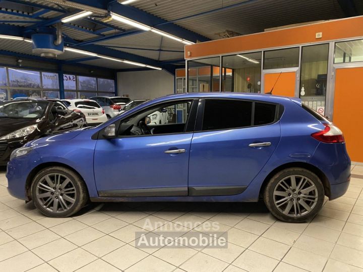 Renault Megane III (B95) 1.9 dCi 130ch GT Line eco² - 8