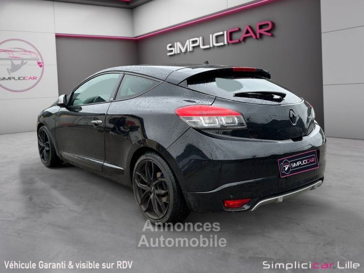 Renault Megane III COUPE 2.0 220 GT - 4