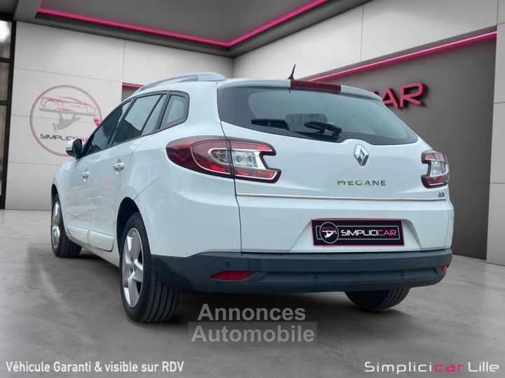 Renault Megane III ESTATE BUSINESS III 1.5 dCi 110 FAP eco2 Business EDC - 5