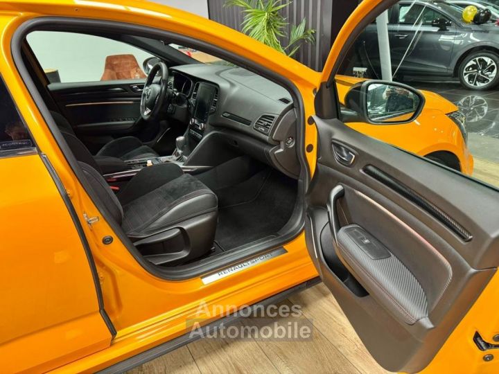 Renault Megane IV 1.8 TCE 280 RS EDC MY19 - 25