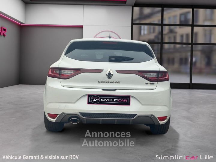 Renault Megane IV BERLINE TCe 140 EDC FAP GT-Line - 6