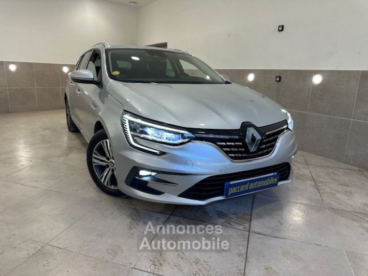 Renault Megane IV ESTATE 1.5 BLUE DCI 115cv EVOLUTION BOITE AUTO - 1