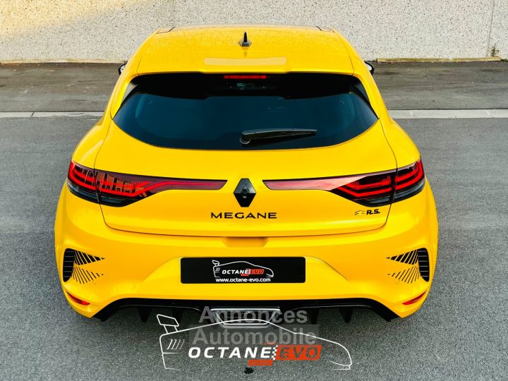 Renault Megane RS Ultime 1607 / 1976 exemplaires - 10