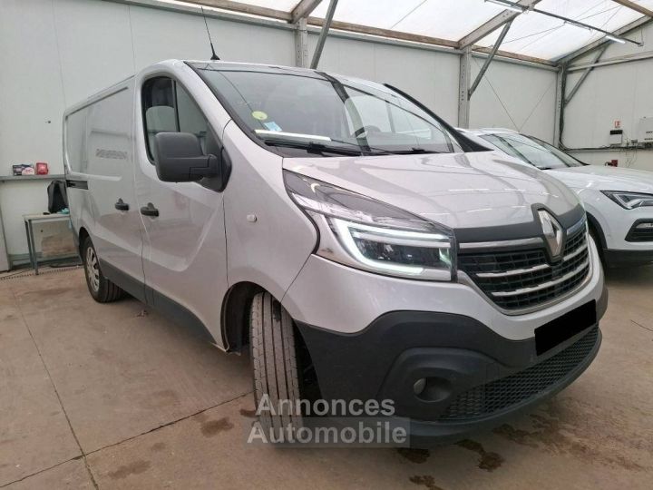 Renault Trafic  DCI 145 EDC Grand Confort L1H1 - 2