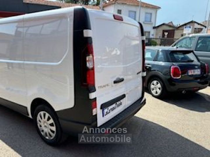 Renault Trafic III Fourgon 1.6 DCi 120 121cv - 3