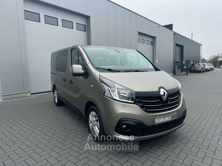 Renault Trafic Passenger 1.6 dCi Energy Twin Turbo Luxe -8 PLACES - 1