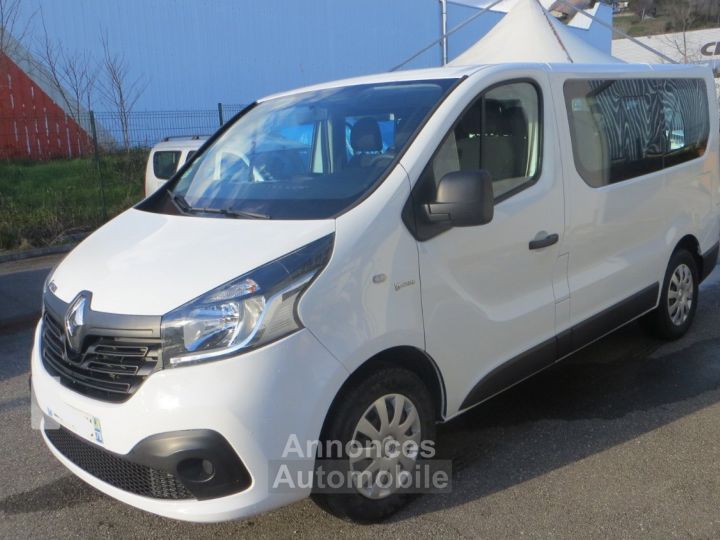 Renault Trafic Renault Trafic Combi L1 dCi  ,1ere main , carnet, 68 000 km ,9 places 18333€ ht - 3