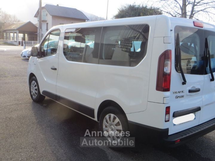 Renault Trafic Renault Trafic Combi L1 dCi  ,1ere main , carnet, 68 000 km ,9 places 18333€ ht - 6