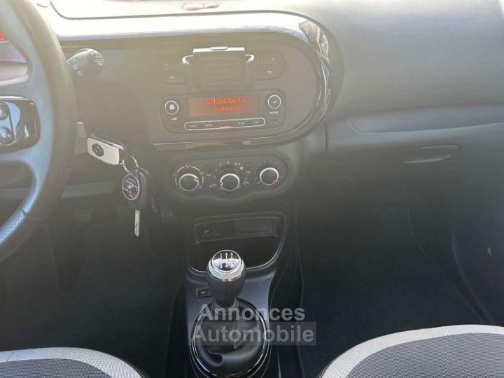 Renault Twingo 1.0i SCe - 9