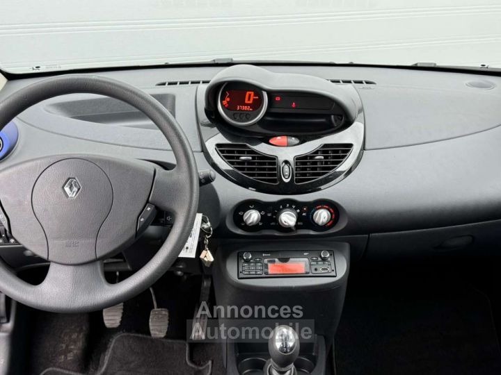 Renault Twingo 1.2i -- FAIBLE KILOMETRAGE GARANTIE 12 MOIS - 10