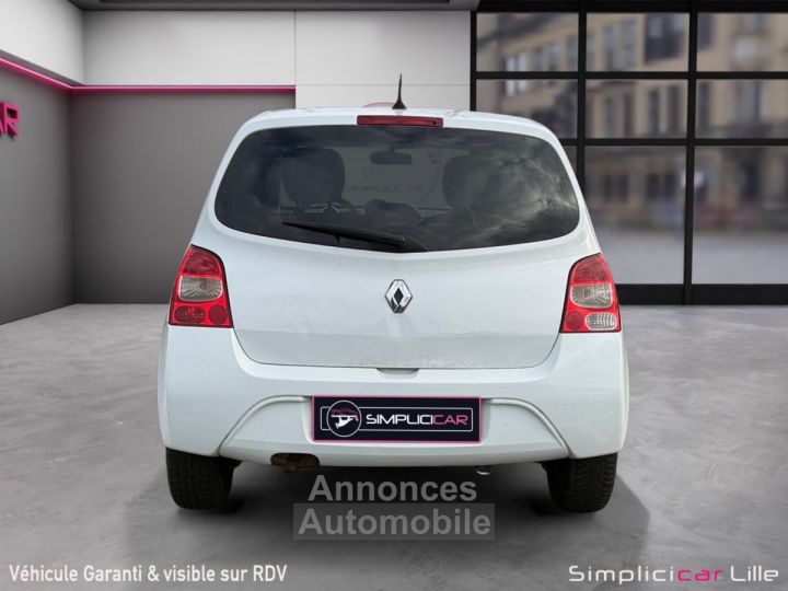 Renault Twingo II 1.2 16v 75 eco2 Dynamique - 6