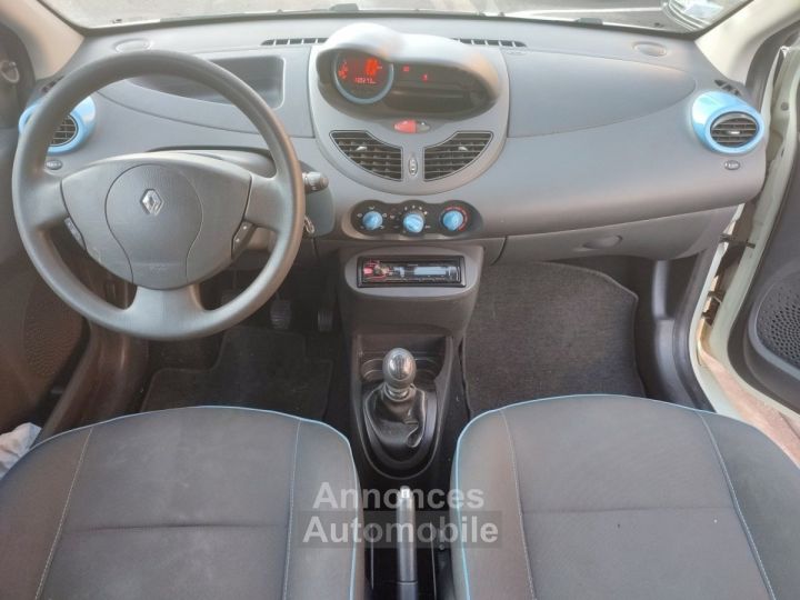 Renault Twingo II 1.2 LEV 16v 75 eco2 Expression - 10