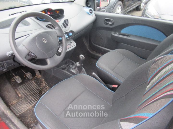 Renault Twingo II 1.5 dCi 75 - 9