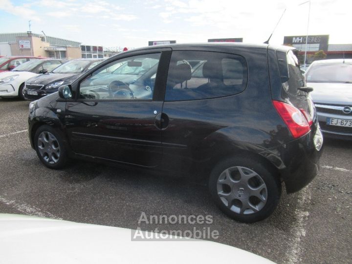 Renault Twingo II 1.5 dCi 85 eco2 Dynamique - 4