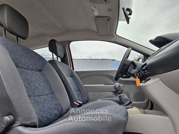 Renault Twingo II (C44) 1.2 LEV 16v 75ch Authentique - 8