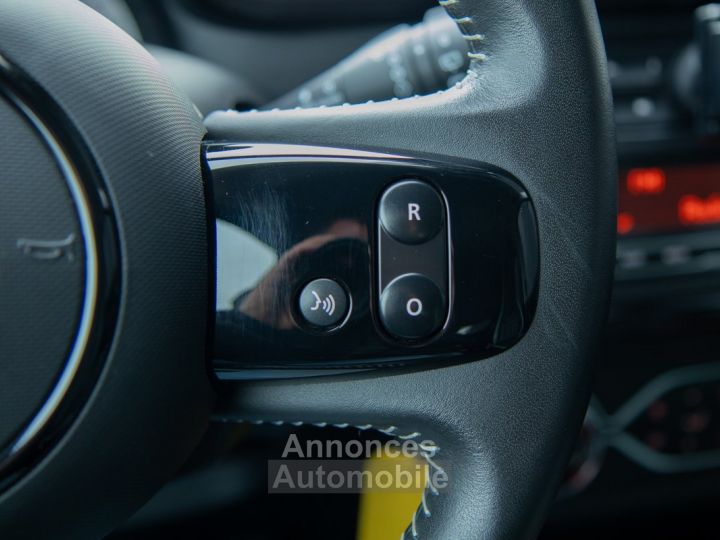 Renault Twingo La Parisienne 0.9 TCe Automaat 90PK - PARKEERSENSOREN - CRUISECONTROL - SPORTZETELS - 22