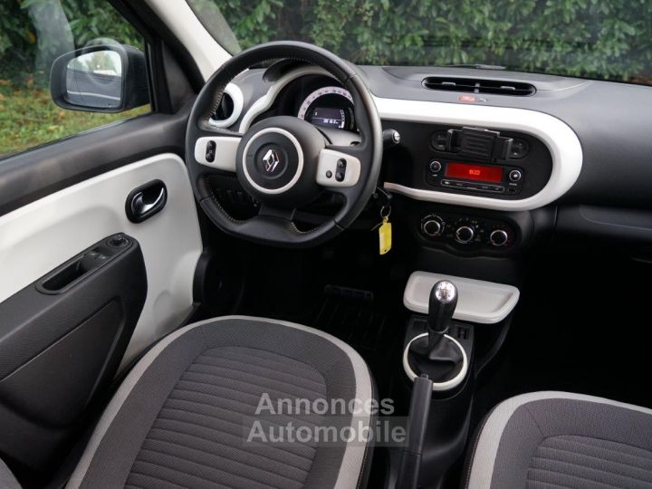 Renault Twingo Renault TWINGO III Intense 1.0 70ch - Première Main - 4 pneus Neufs - Garantie 12 Mois - Bluetooth - 15