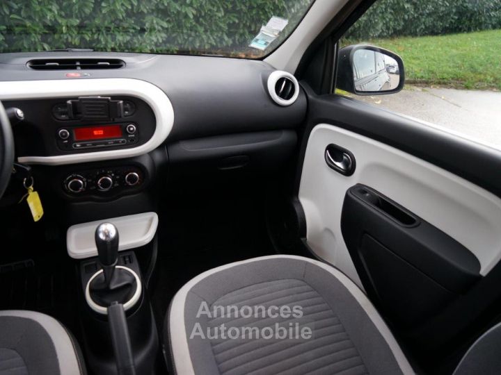 Renault Twingo Renault TWINGO III Intense 1.0 70ch - Première Main - 4 pneus Neufs - Garantie 12 Mois - Bluetooth - 16