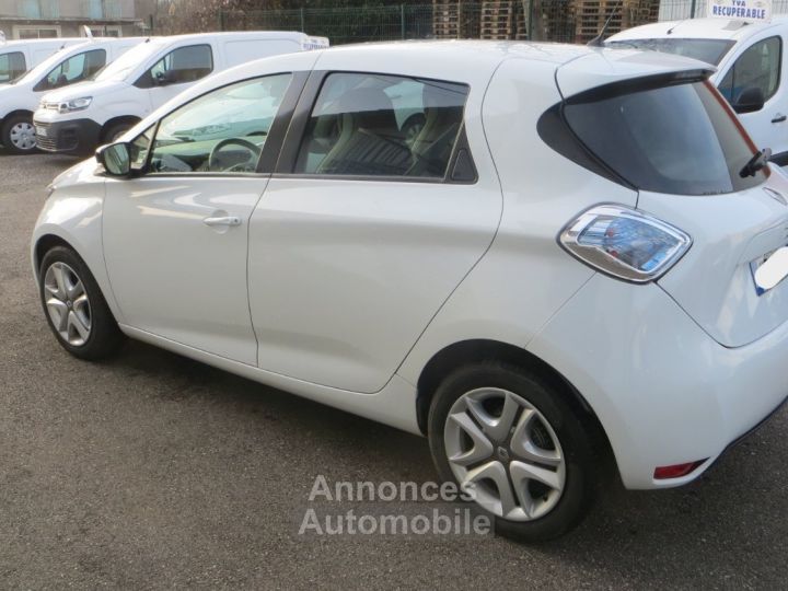 Renault Zoe ZEN Q90 charge rapide Electrique,10/2018, 7 600 km, 1ere main - 4