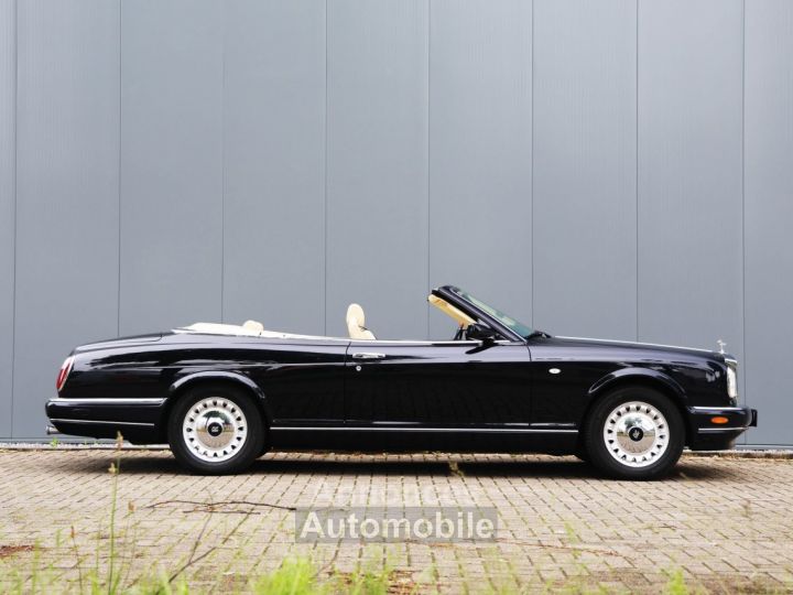 Rolls Royce Corniche V 6.8L V8 producing 325 bhp - 4