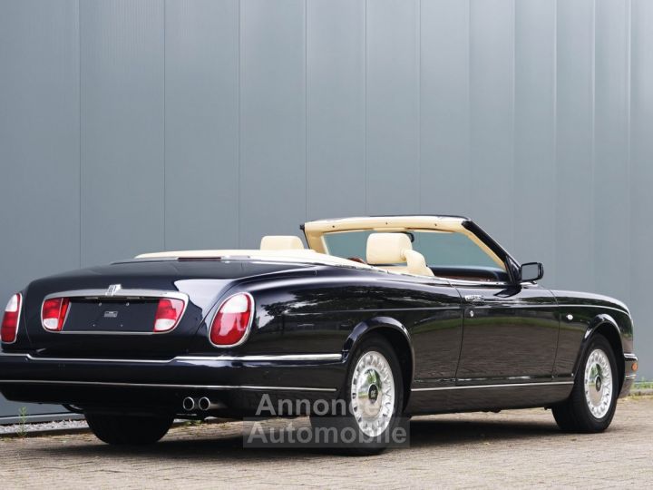 Rolls Royce Corniche V 6.8L V8 producing 325 bhp - 9