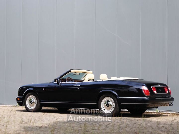 Rolls Royce Corniche V 6.8L V8 producing 325 bhp - 31