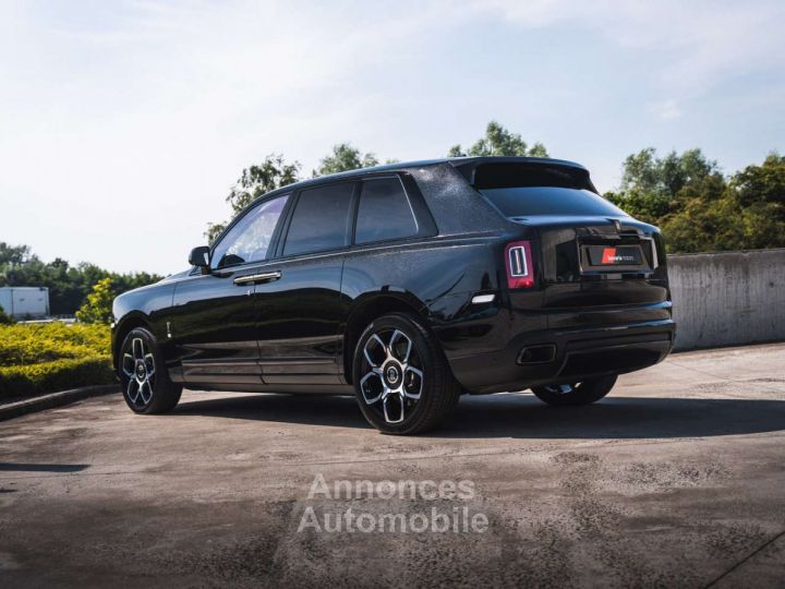 Rolls Royce Cullinan Black Badge Theatre Shooting Star Coachline - 20