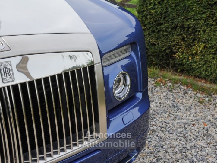 Rolls Royce Phantom Drophead Coupe - 21