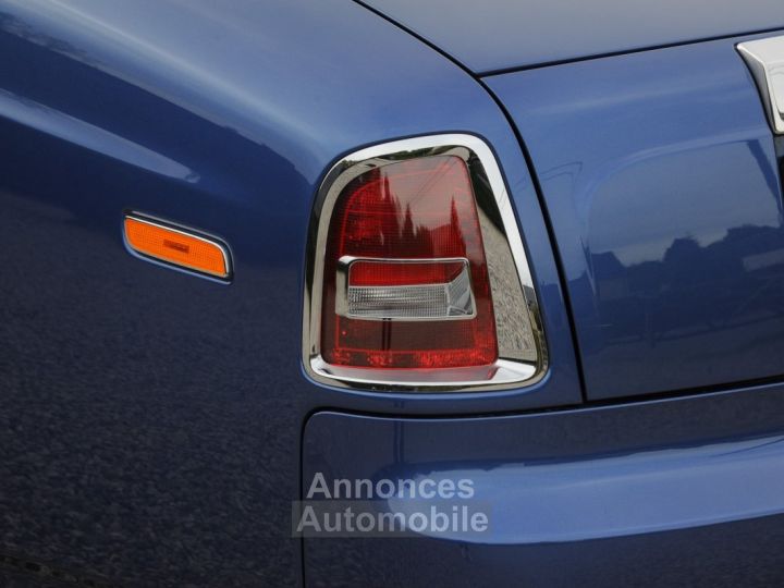 Rolls Royce Phantom Drophead Coupe - 23