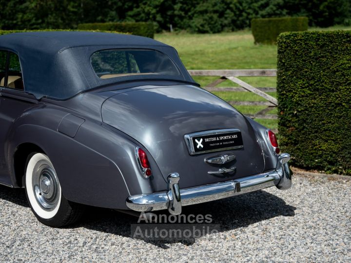 Rolls Royce Silver Cloud S2 Drophead by H J Mulliner - 1 of 107ex - 12