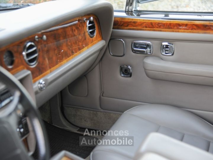 Rolls Royce Silver Spur III Limousine - 1 of 36 - 31