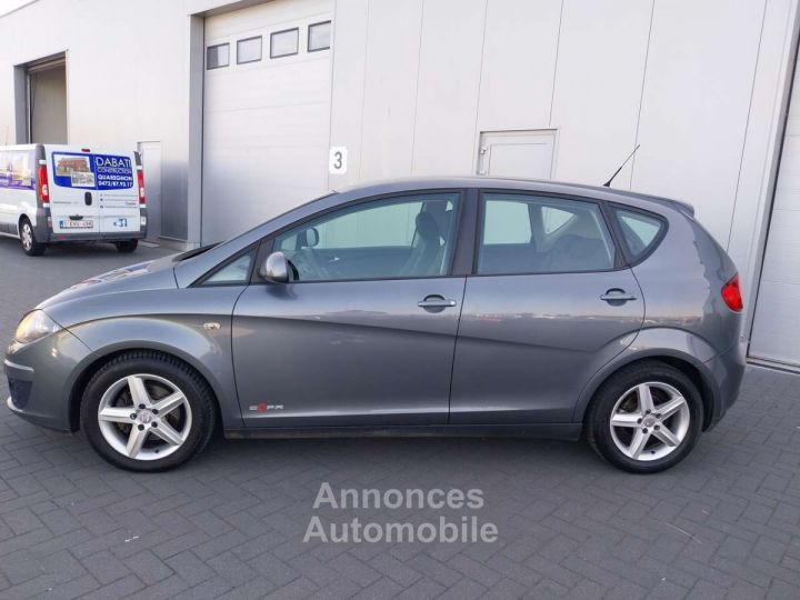 Seat Altea 1.6 CR TDi -ATTACHE-REMORQUE-CLIM-GARANTIE.12.MOIS - 4