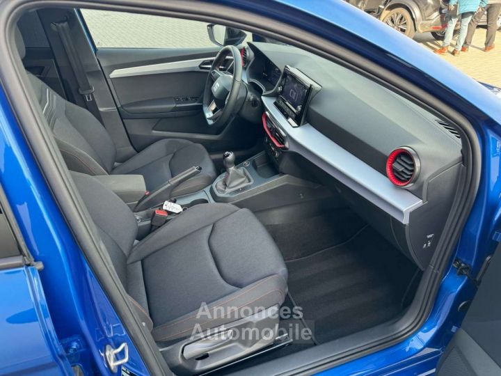 Seat Ibiza 1.0 TSI FR Edition KIT FR ETAT NEUF GPS - 11