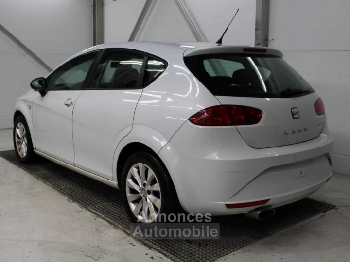 Seat Leon 1.6 CR TDi Ecomotive Ecosport ~ Airco Radio - 7