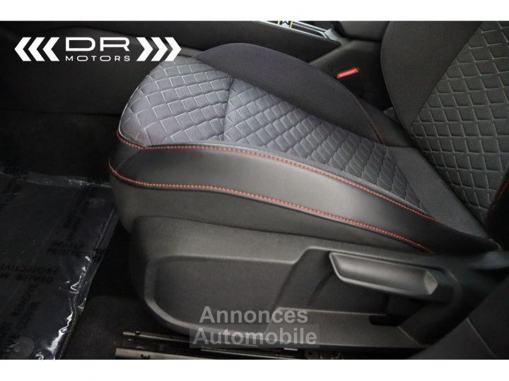 Seat Leon ST 1.5 TSI FR - NAVI LED PANODAK KEYLESS DAB - 42