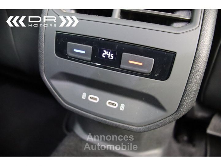 Seat Leon ST 1.5 TSI FR - NAVI LED PANODAK KEYLESS DAB - 48