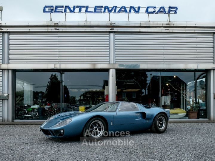 Shelby GT Shelby CSGT40P2... 385.000 € HTVA - 1