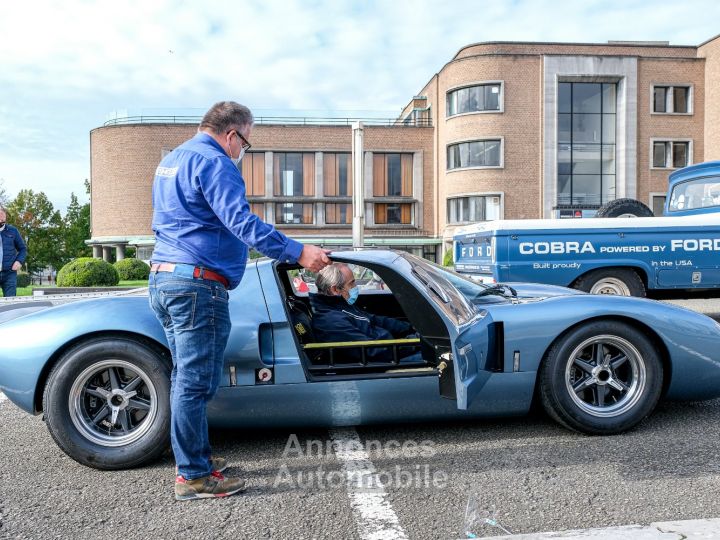 Shelby GT CSGT40P2... 385.000 € HTVA - 45