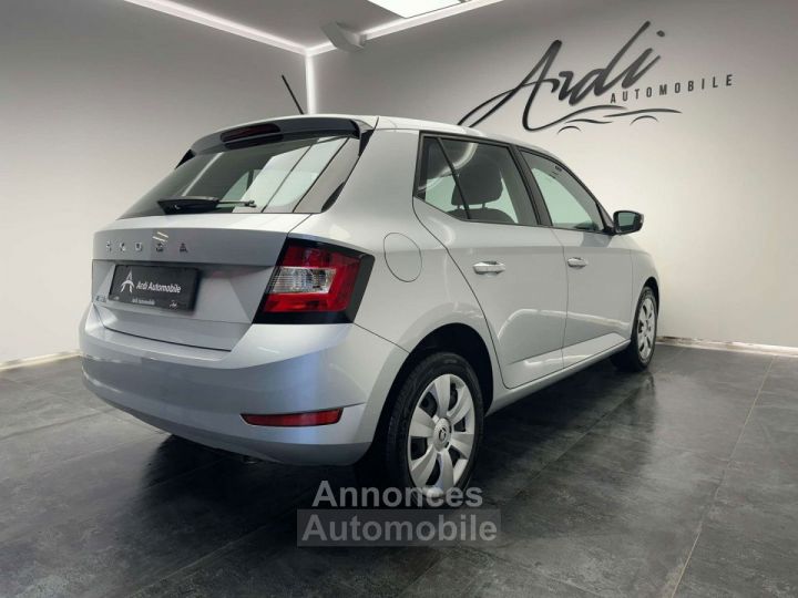 Skoda Fabia 1.0i GARANTIE 12 MOIS 1er PROPRIETAIRE AIRCO - 3